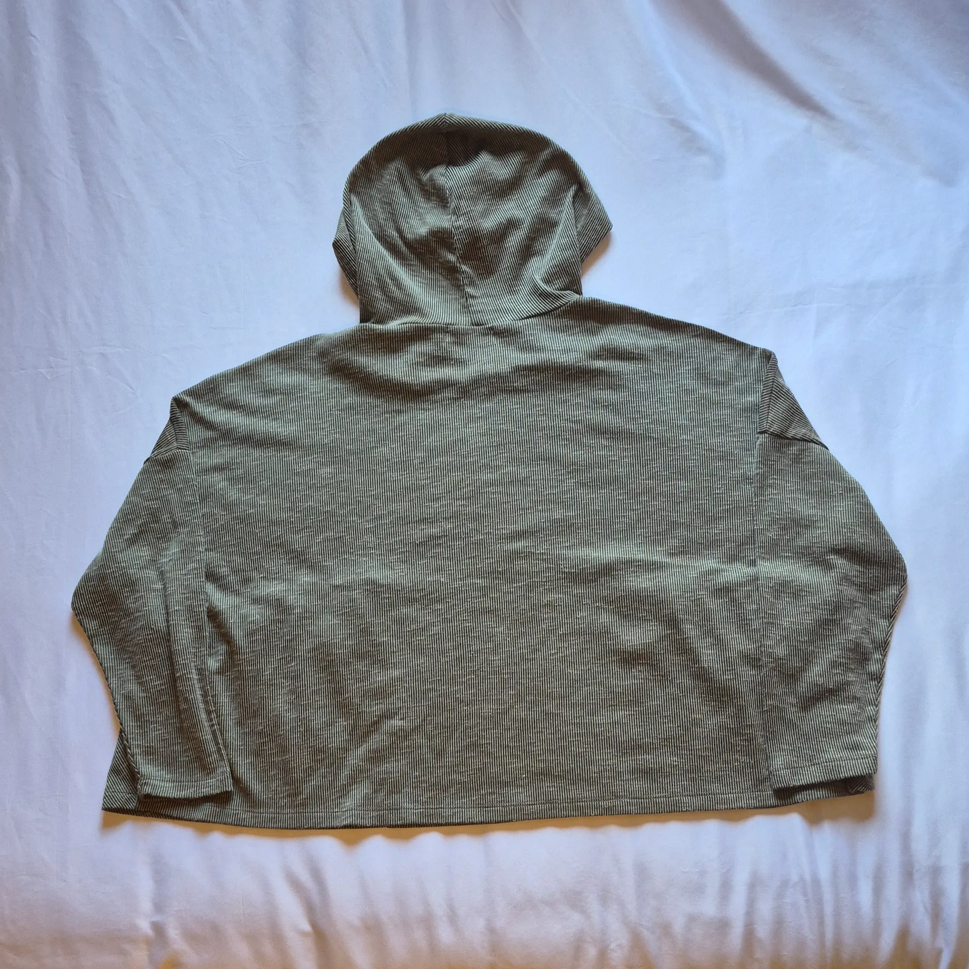 89th & Madison Textured Olive Green Oversized Hoodie Size Medium - Image 5