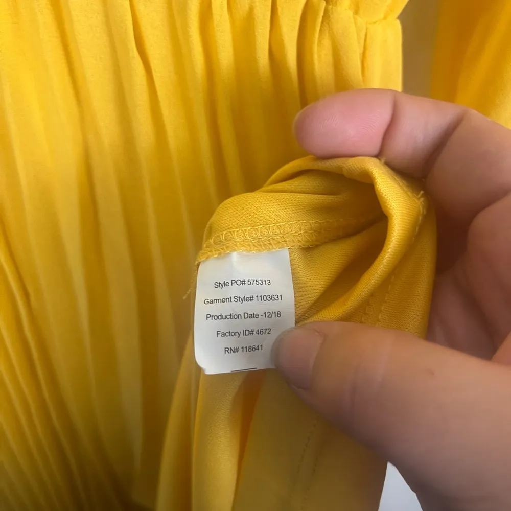 BEAUTICURVE X LANE BRYANT YELLOW PLEATED DRESS  size 18 - Image 5