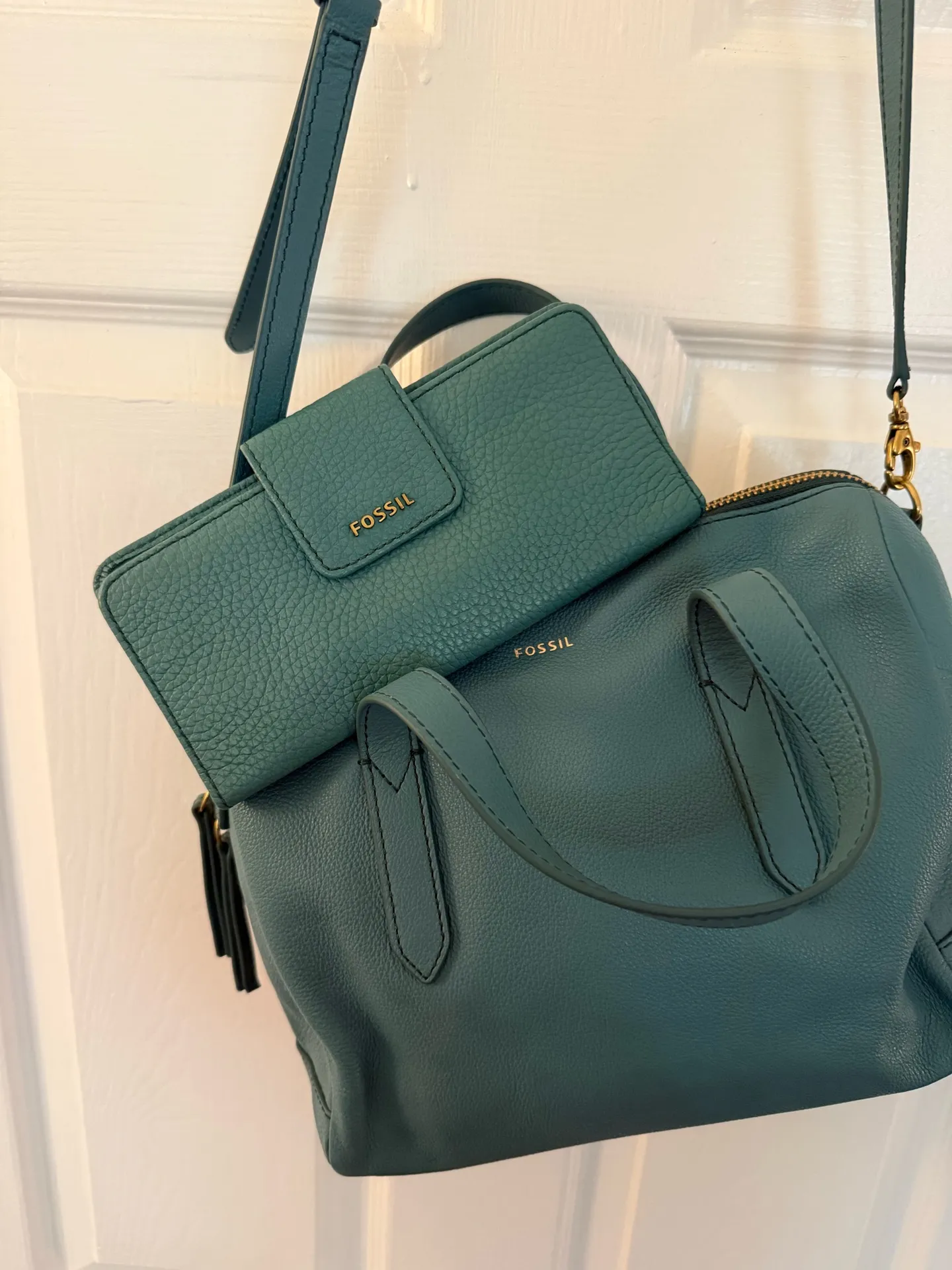 Fossil Purse Leather Teal Crossbody with Matching Wallet Green - Image 4