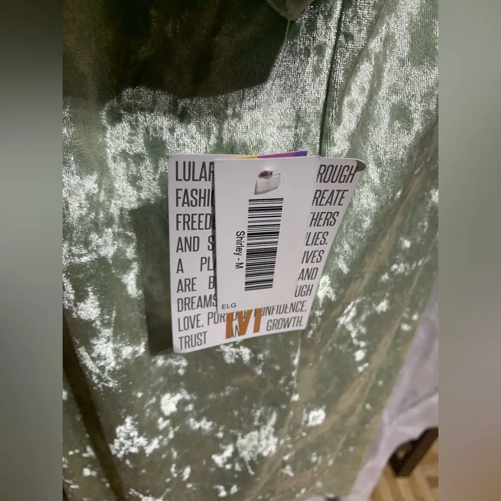 Lularoe Shirley Lime Green Velour Duster - Image 10