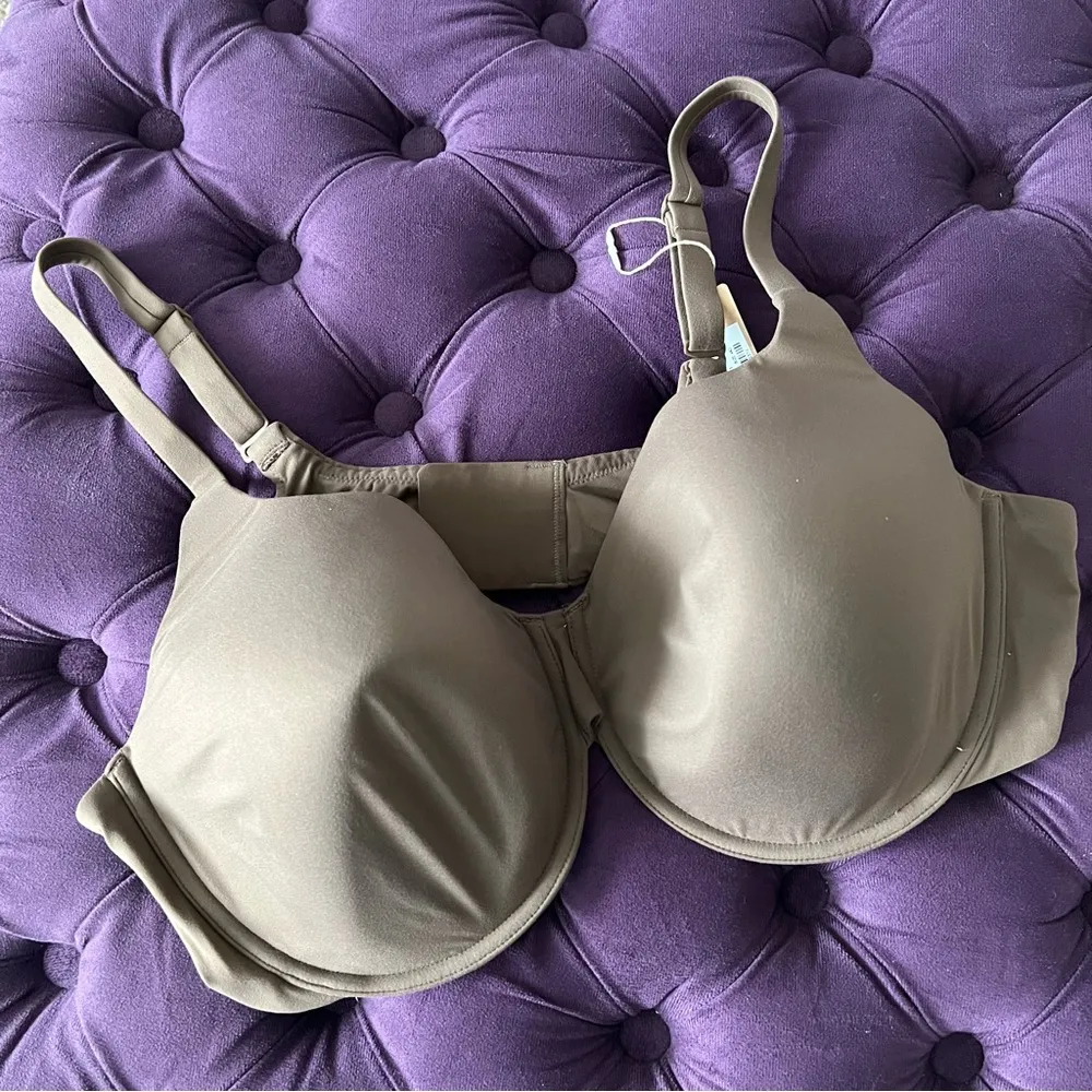 SKIMS Fit Everybody T-Shirt Bra Size 44D, Brown/Oxide New w/Tag - Image 4