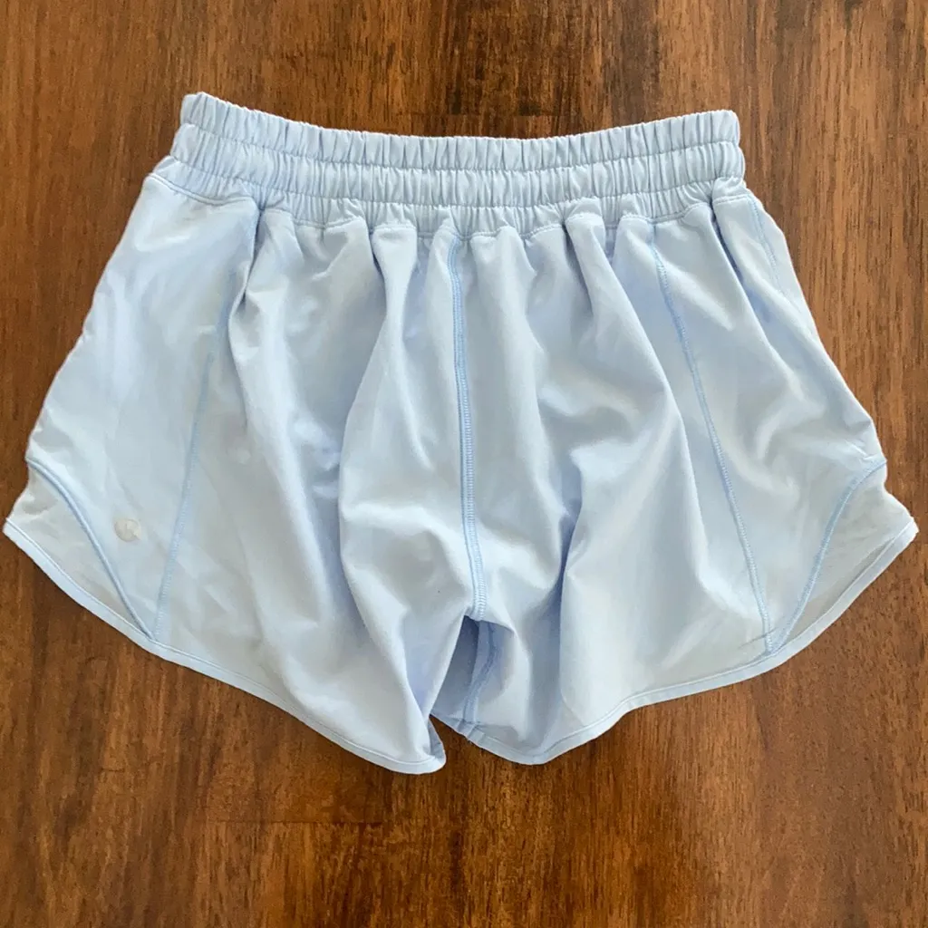 LULULEMON Hotty Hot Shorts Daydream Blue Low Rise LR 4” Like New Running Size 4 - Image 10