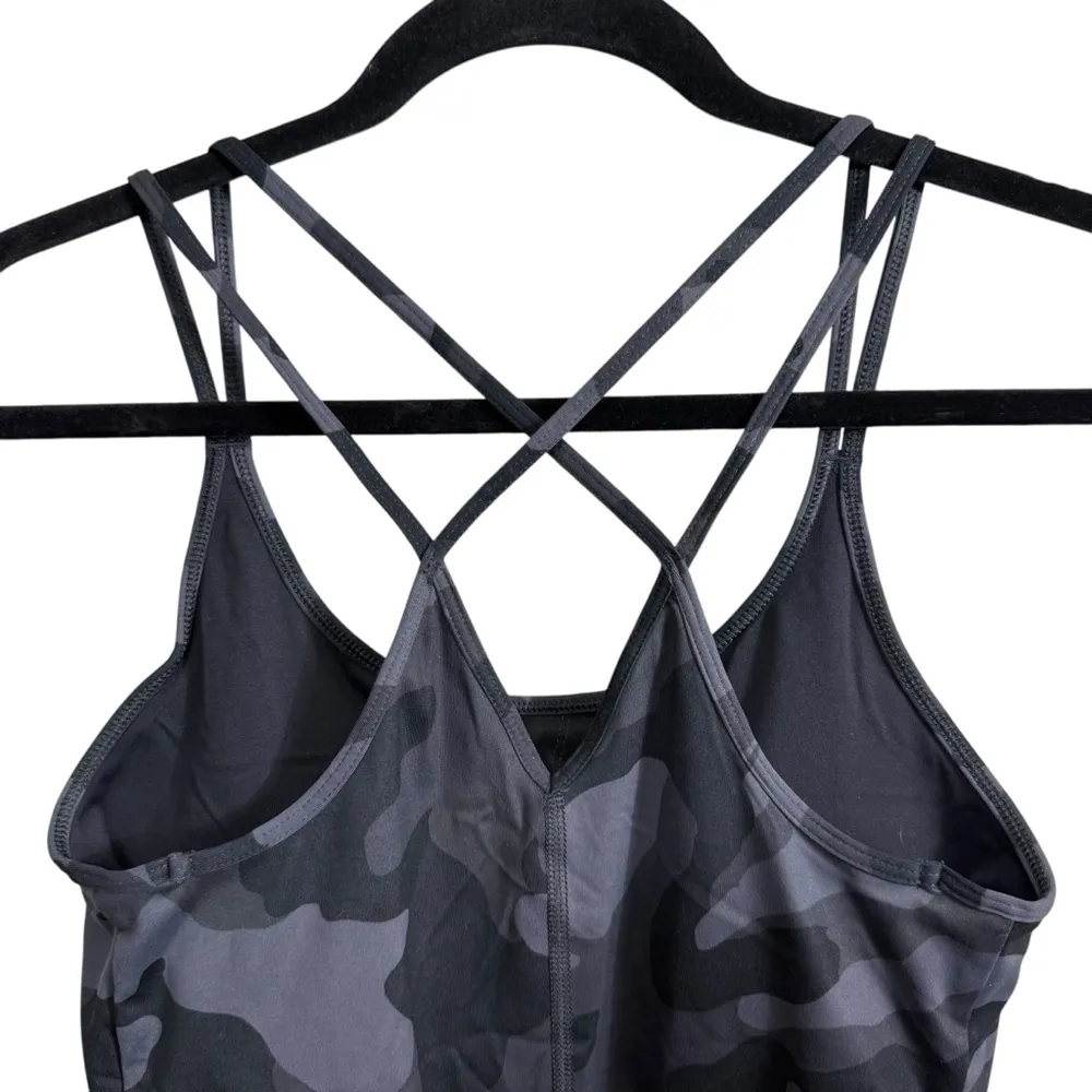 Old Navy Active Set Medium Gray Camo Tank Top & Leggings - Image 9