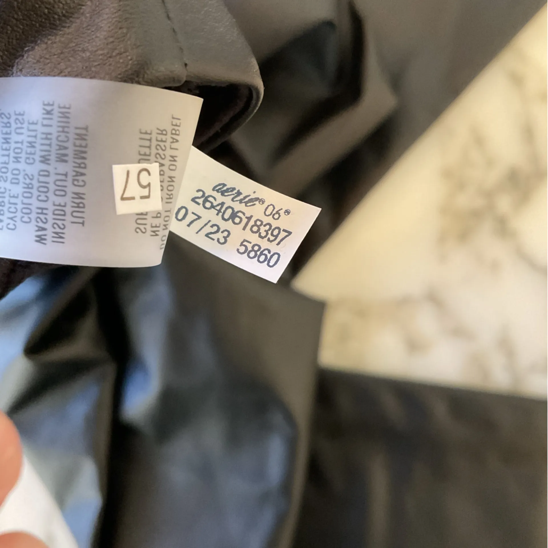 NWOT Aerie Offline Real Luxe Black Faux Leather Legging Sz Small - Image 11