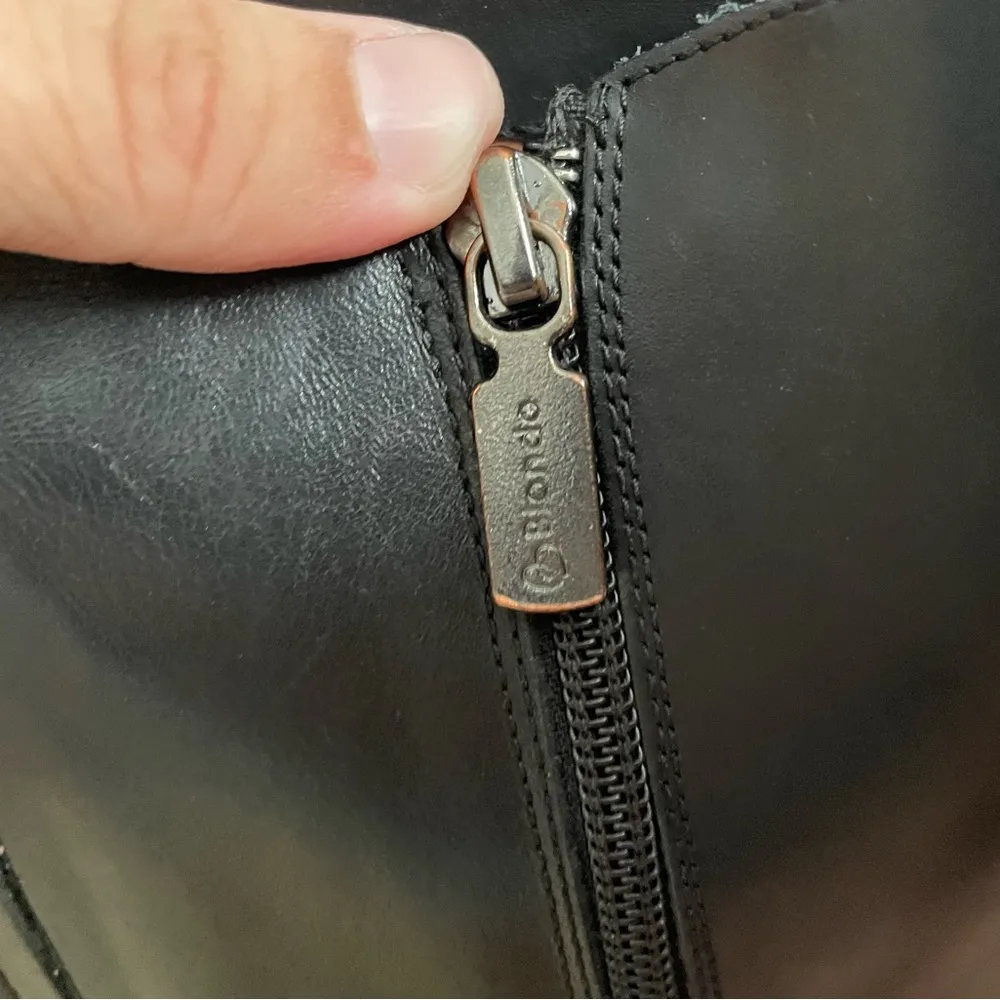 Blondo women’s tall black boots size 7.5 - Image 6