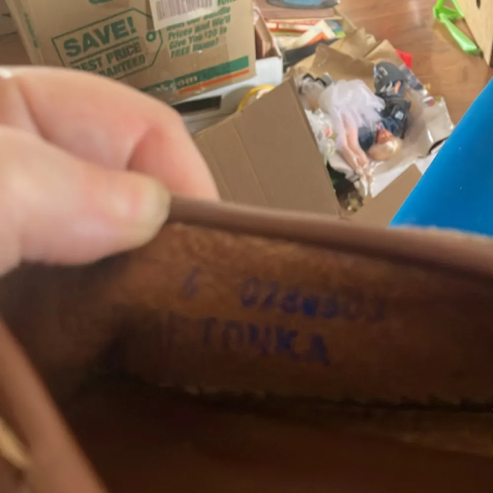 MinneTonka Brown Leather Moccasins 6 - Image 4