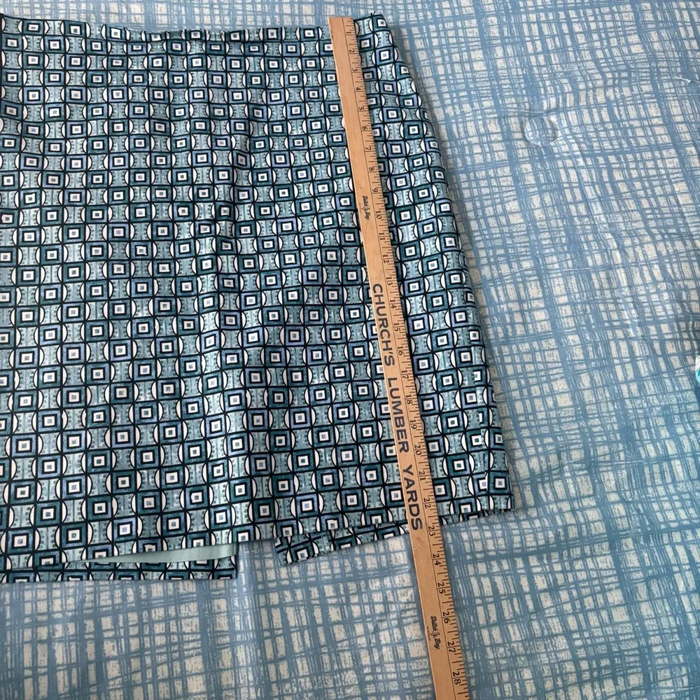Ann Taylor Factory Blue & White Geometric Pencil Skirt – Knee‑Length, Size 12 - Image 5