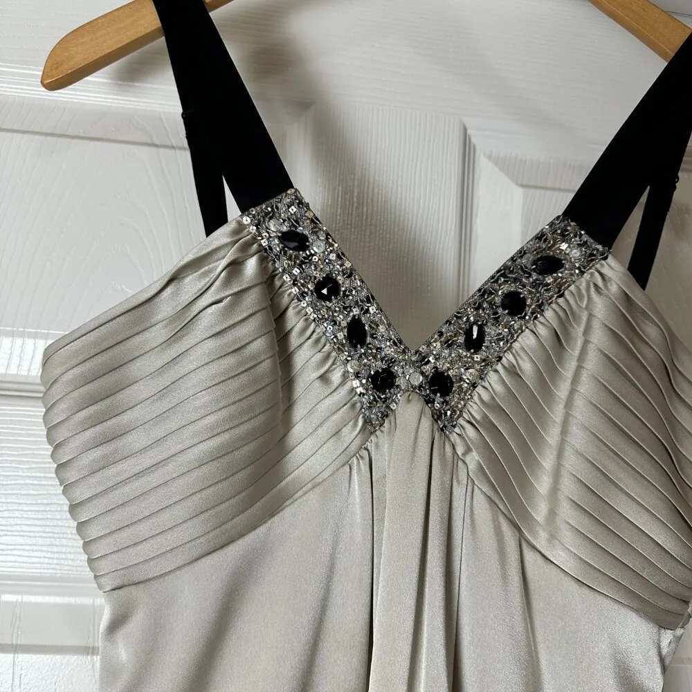 BCBG MAXAZRIA Beaded/Sequined Neckline Cream Pleated Dress size 8P - Image 3
