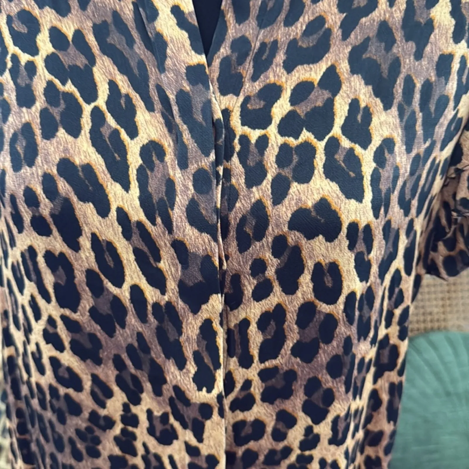 Alice + Olivia Jude Leopard Print Tunic Mini Button Up Shirtdress - Image 3