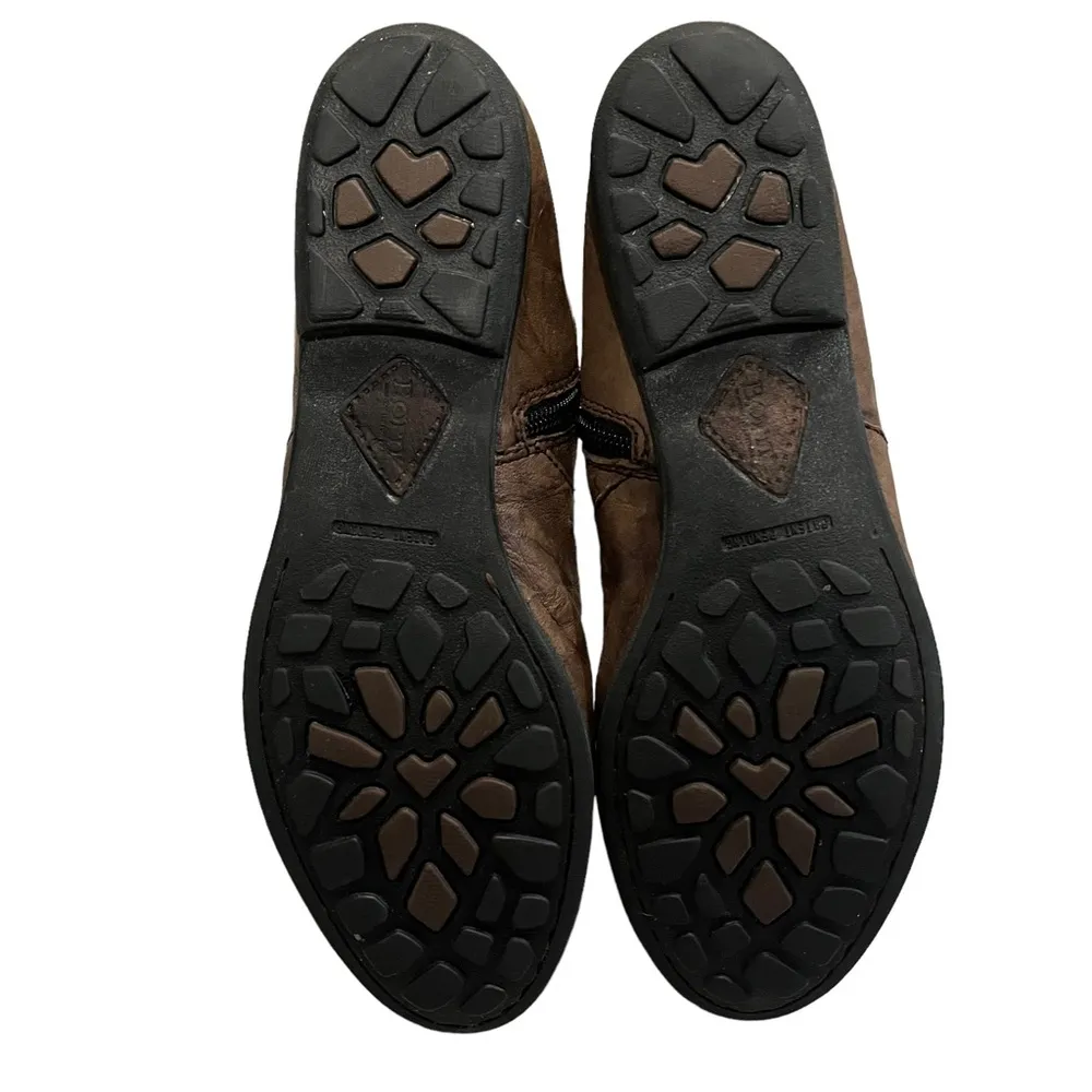 Born W22402 Sage Minerale Crunched Leather Riding Boots, Sz 8.5 - Image 12