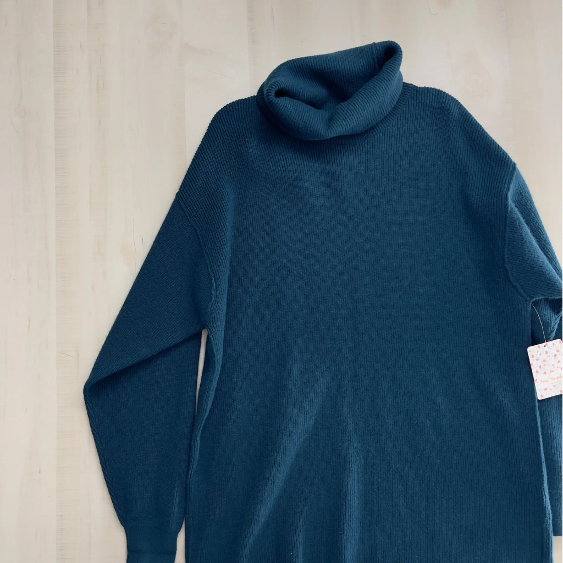 nwt FREE PEOPLE softly structured oversized tunic turtleneck sweater deep jade - Image 7