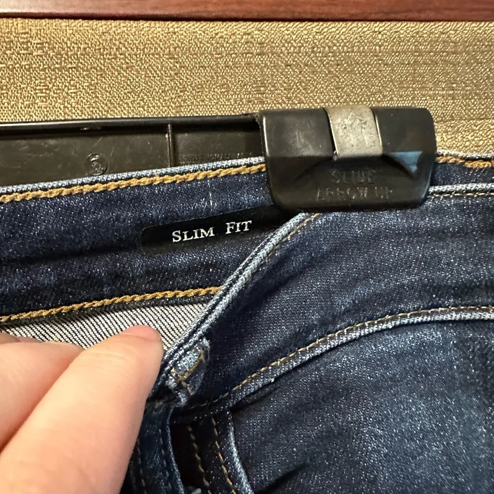 Judy Blue Woman’s Slim Fit High Rise Jeans Cuffed Size 11/30 - Image 3