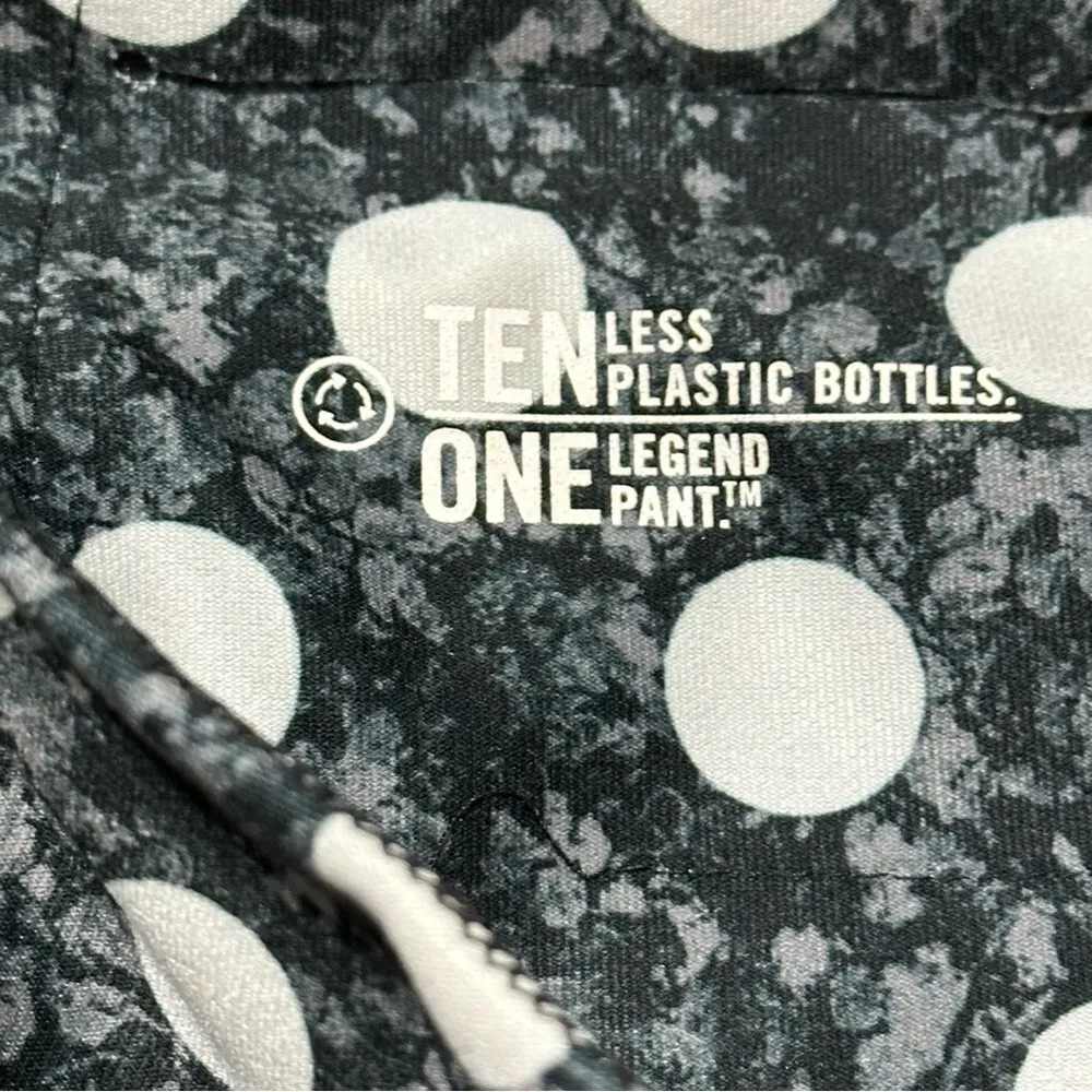 Nike Women’s Size S Black Gray Polka Dot Dri Fit Workout Yoga Tights Leggings - Image 5