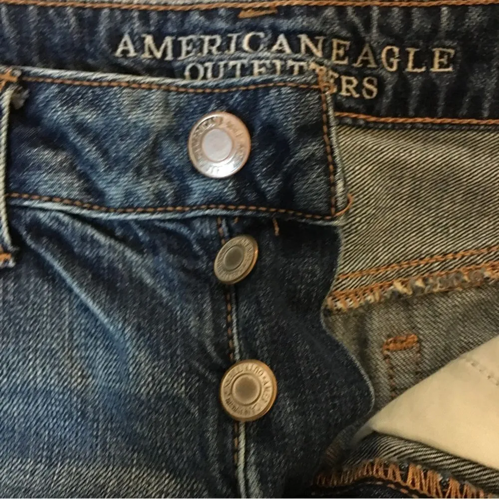 AMERICAN EAGLE 🦅 HIDDEN BUTTON FLY SLOUCHY BERMUDA SHORTS - Image 6