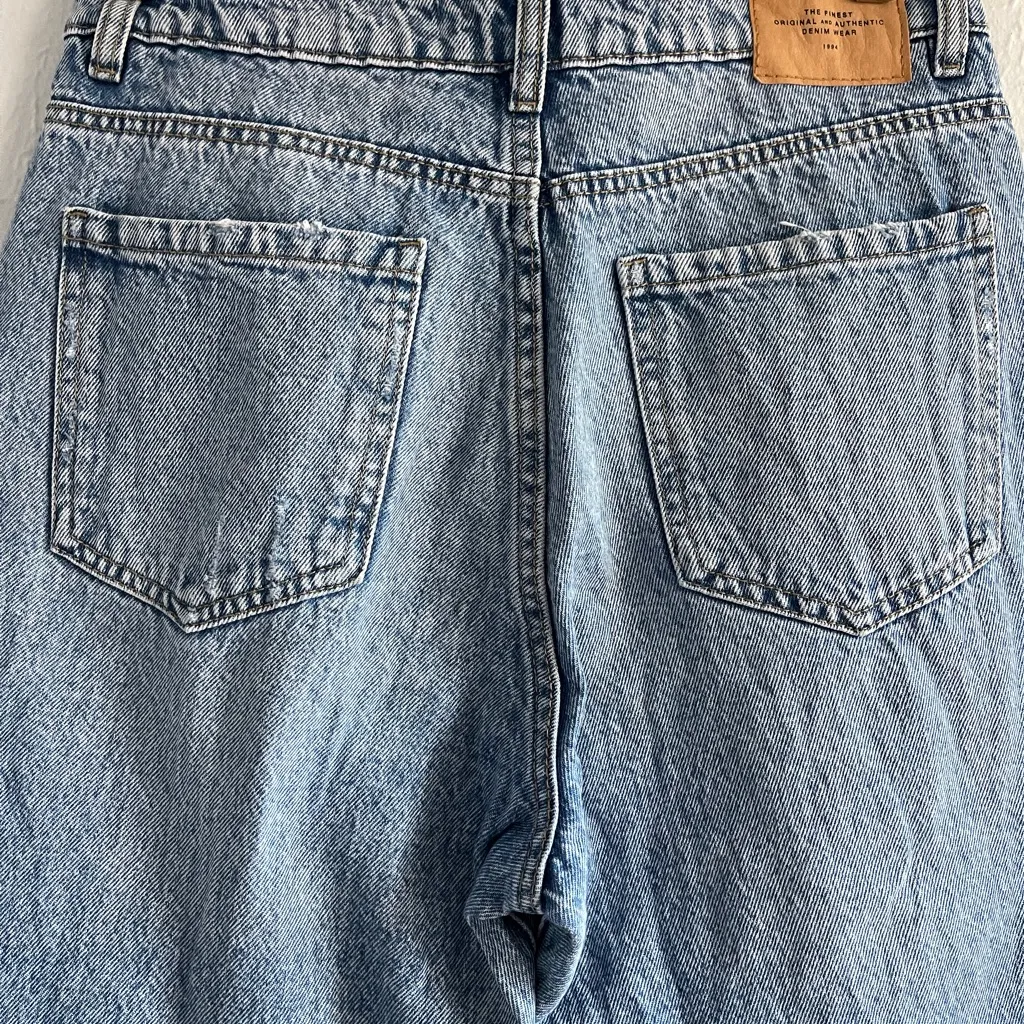 Stradivarius Mom Jeans Blue Denim Distressed Button Fly Women Size US 06 - Image 8