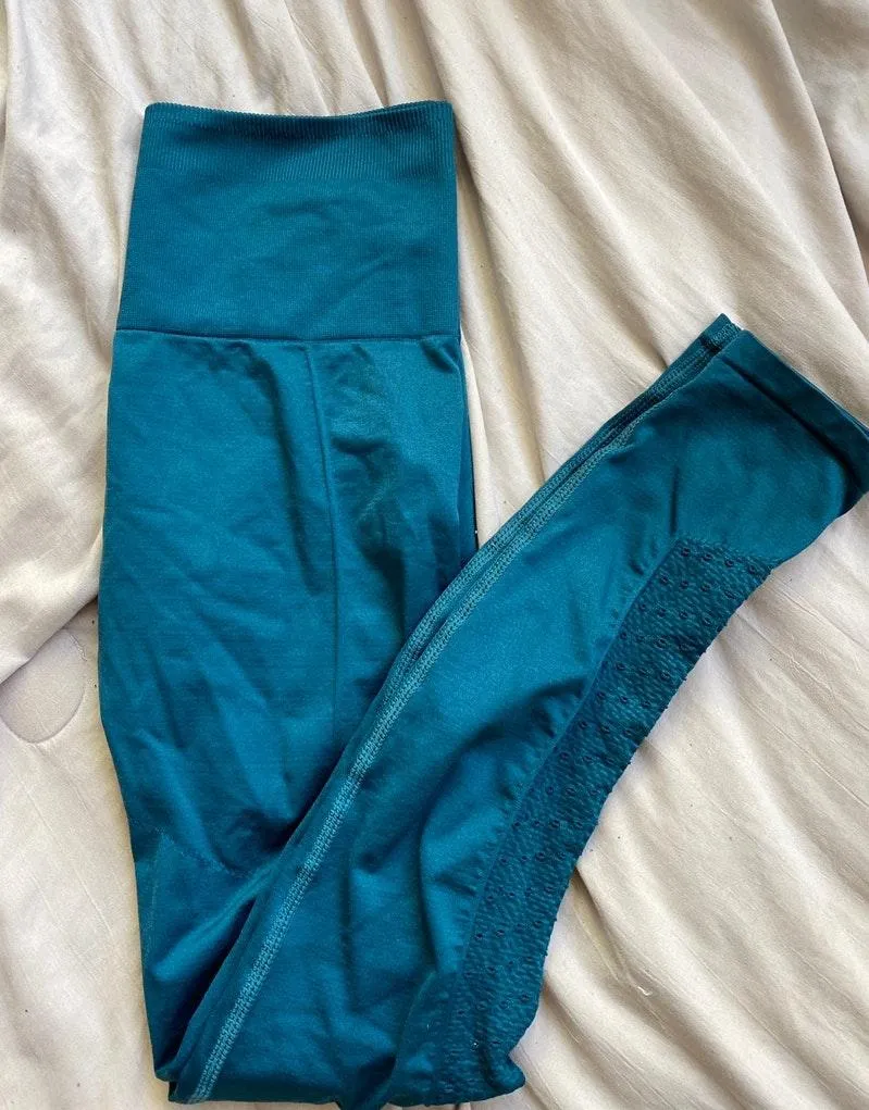 Fabletics Highwasted Leggings - Image 3