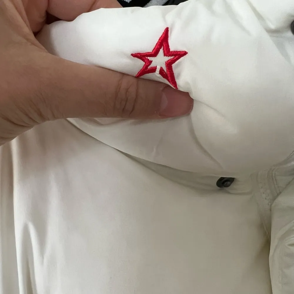 NWT PERFECT MOMENT Polar Quilted Down Ski Jacket White M Size M - Image 11