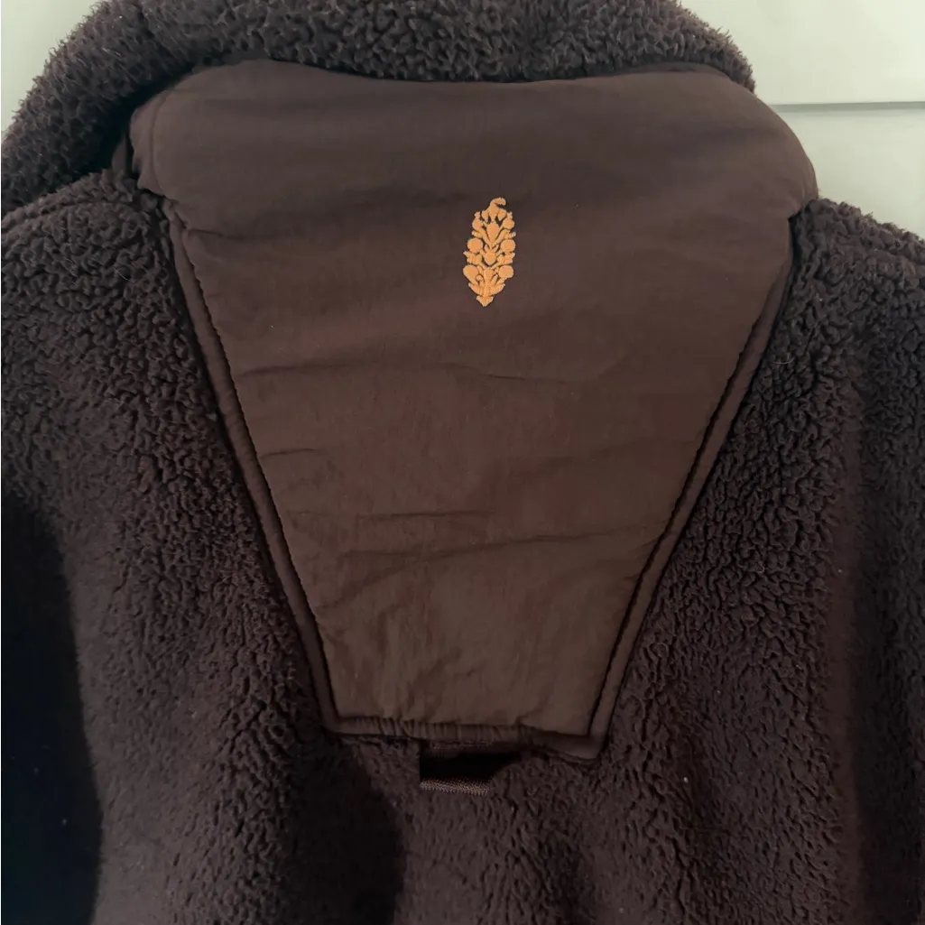 Scout it out Fleece Vest Brown Size L - Image 4