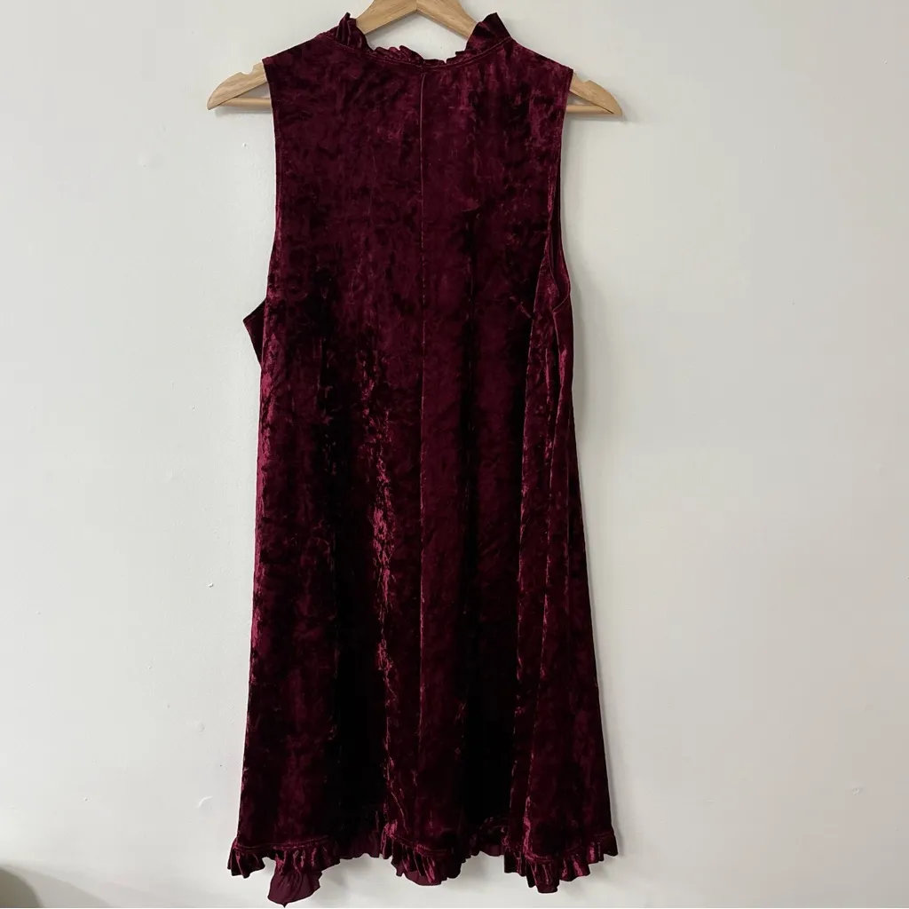 Annalee and Hope Red Crushed Velvet Dress Size XL Ruffled Hem Holiday Party Midi - Image 2