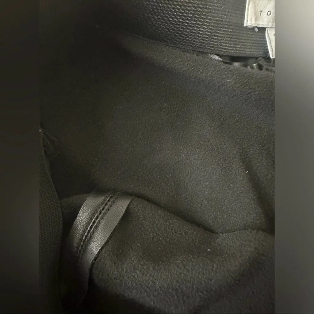 Topshop Women Black Faux Leather  leggings, Side Zip  Size 12 - Image 4