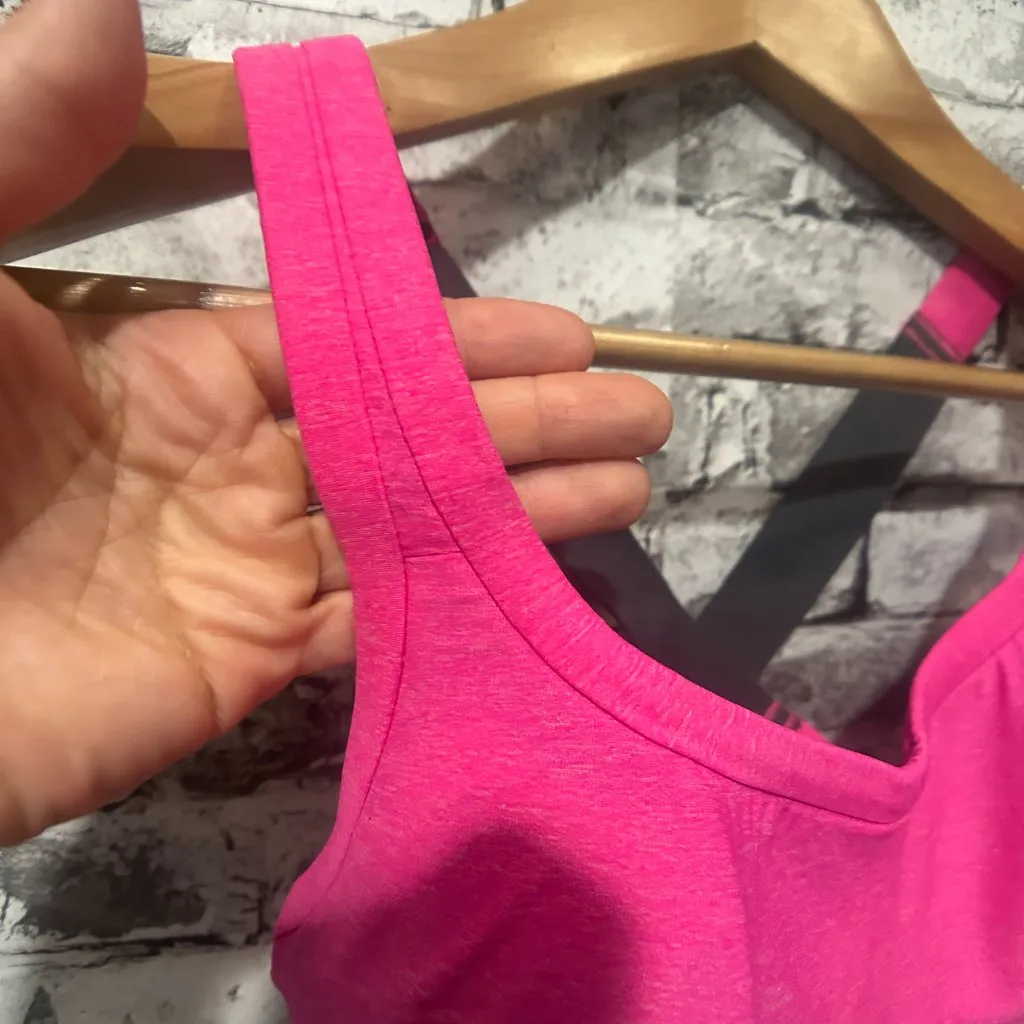 EUC Under Armour Pink Sports Bra Padded Size Small - Image 5