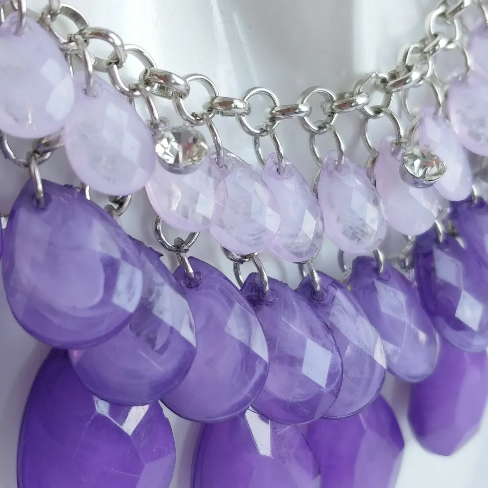 Statement Acrylic Purple Teardrop Bib Necklace Set - Image 3