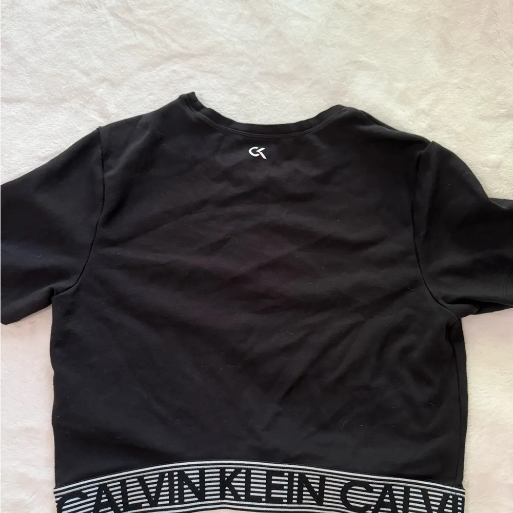Calvin Klein Black Crop Top - Image 2