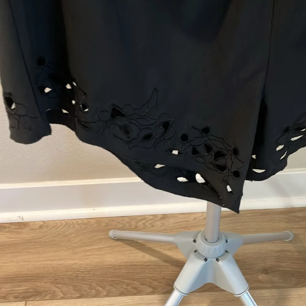 Fabletics  black romper cut outs on leg off shoulder or on - Image 2