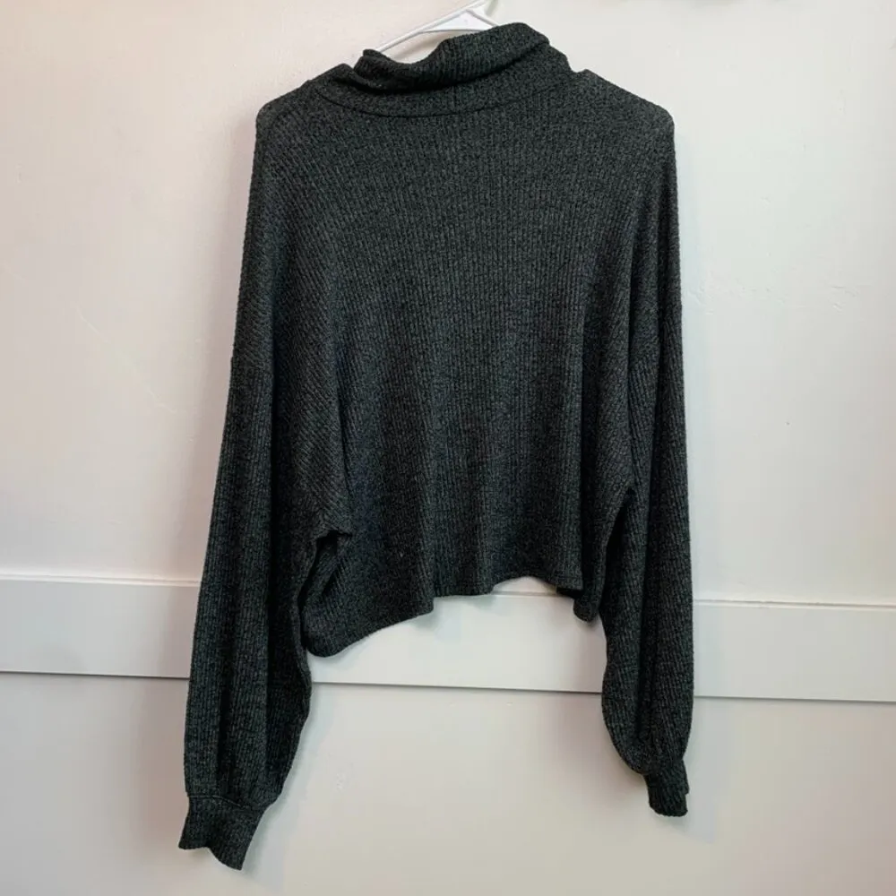 Hollister Dark Gray Ribbed Cropped Cowl Neck Sweater - Image 2