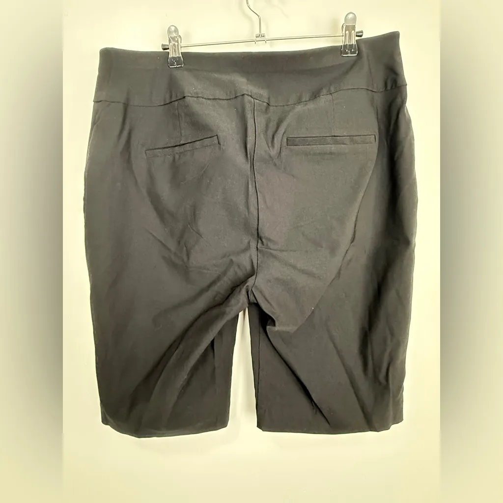 New York & Company Classic Black Bermudas Size XL - Image 4