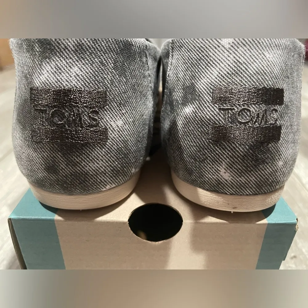 🎉❗️SALE❗️🎉NWT Toms Shoes Distressed Washed Canvas - Image 6