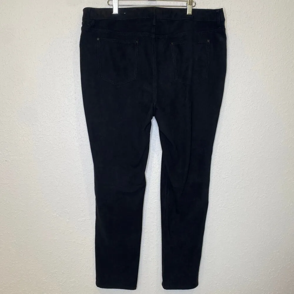 Chico’s Black Sueded Straight Leg Pants Pull On w/ Button EUC Sz 16 Polyester - Image 5