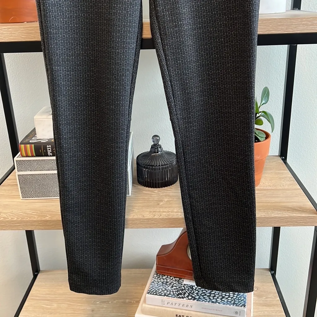 Max Studio Mid-Rise Pull On Elastic Waistband Print Pant, XS - Image 4