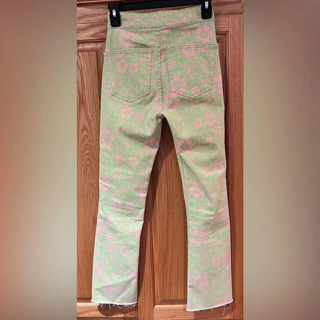 ZARA Green & Pink Floral Print Flare Cropped Stretch Denim Jeans Y2k‎ Size 4 - Image 4