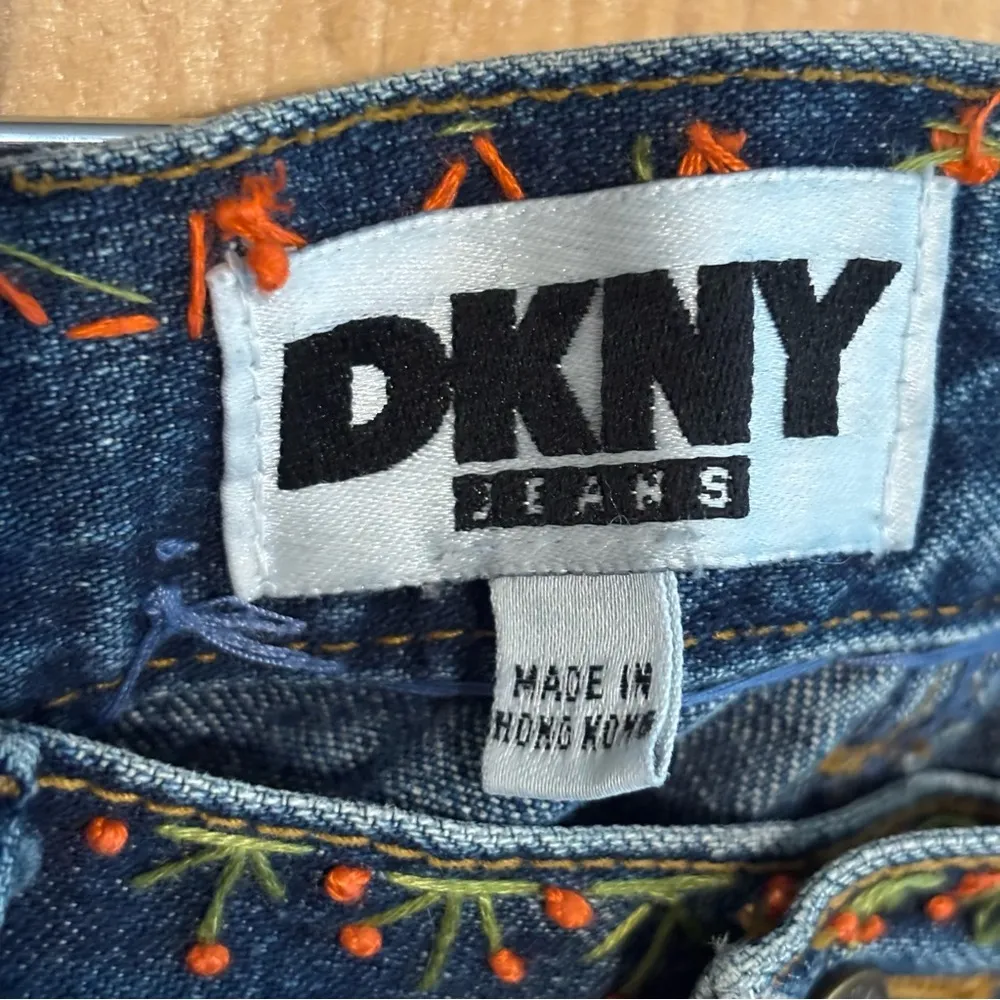 Vintage DKNY High Waist Embroidered Hippie 100% Cotton Jeans Sz 2 - Image 6