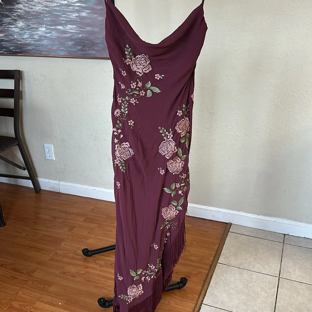 HOUSE OF‎ CB 'Eloisa' Wine Embroidered Midi Dress NWOT size S - Image 12
