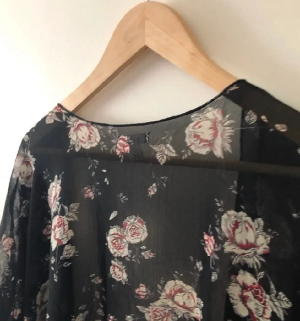 Sheer Floral Duster with Fringe - Image 4