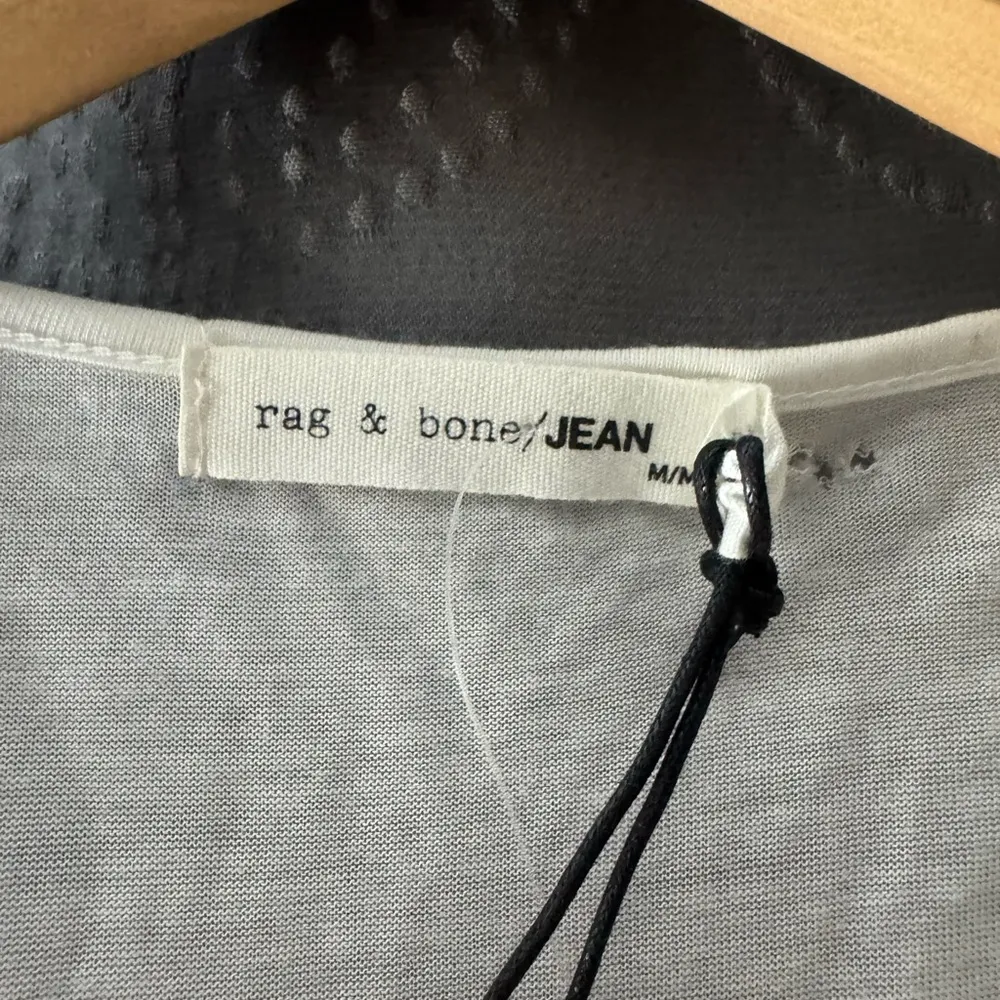 NWT rag & bone Cold Shoulder Short Twist Sleeve Canyon Tee in Blanc - Image 3