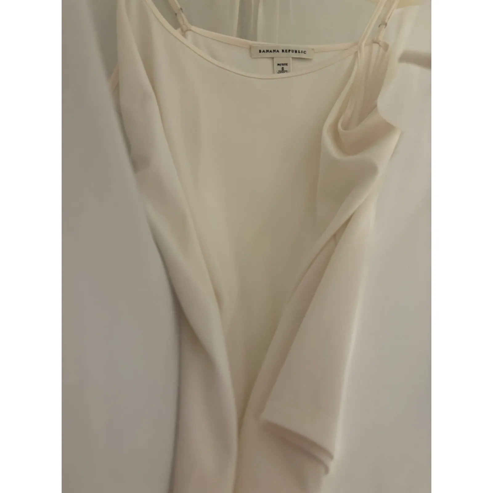 Banana Republic 2-Piece Ivory Blouse & Tank Cami SET Petite Small Sheer Pleat - Image 8