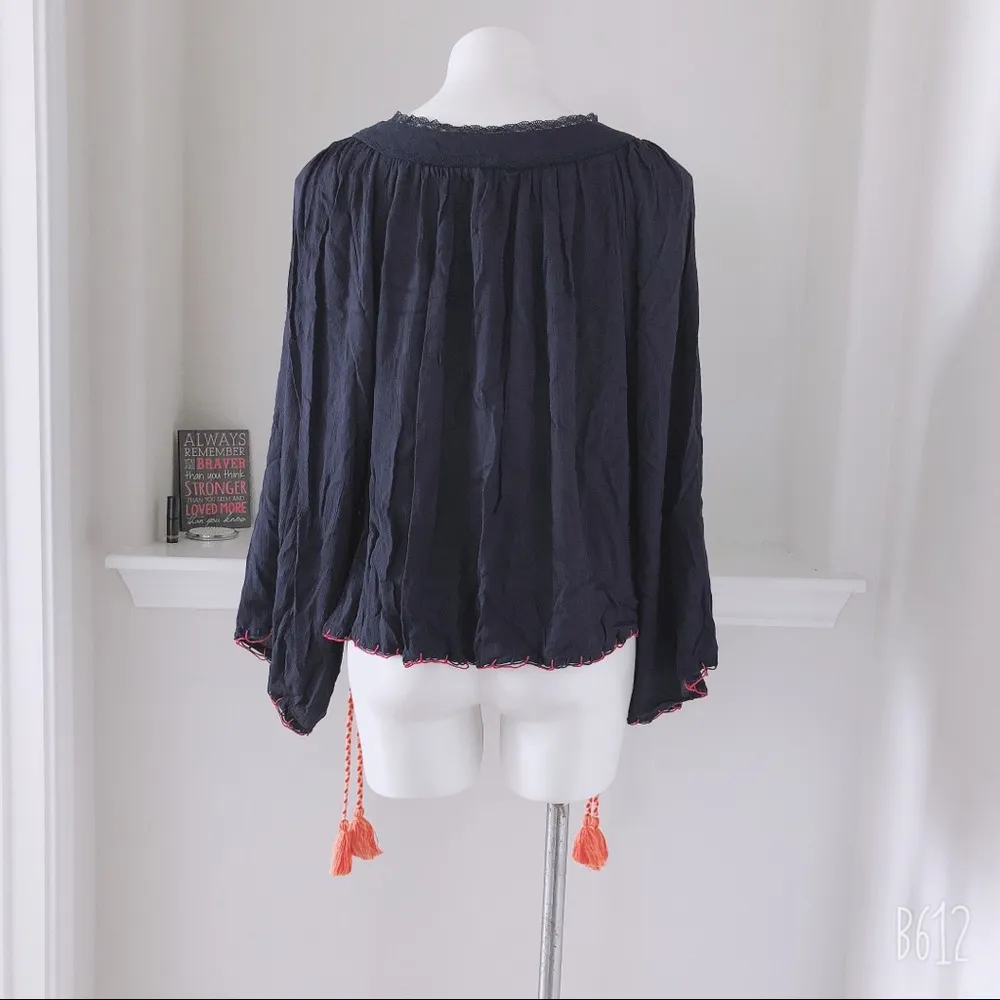 Rocks & Indigo Boho Top Embroidered Tassels Peacoat Navy Size L NEW - Image 6