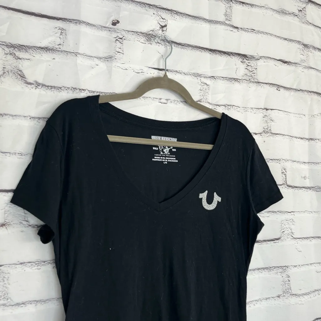 True Religion Rhinestone Logo V-Neck T-Shirt Women’s L Black Short Sleeve Tee - Image 3