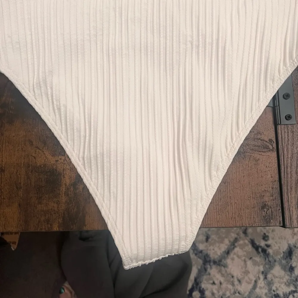 NWOT White Ribbed Bikini Set - Image 3