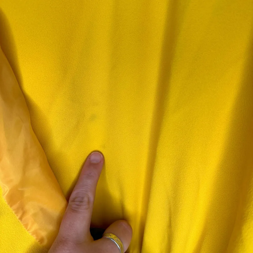 Trina Turk Kai Yellow Crepe Jumpsuit Three Quarter Sleeve Wide Leg size 6 - Image 11