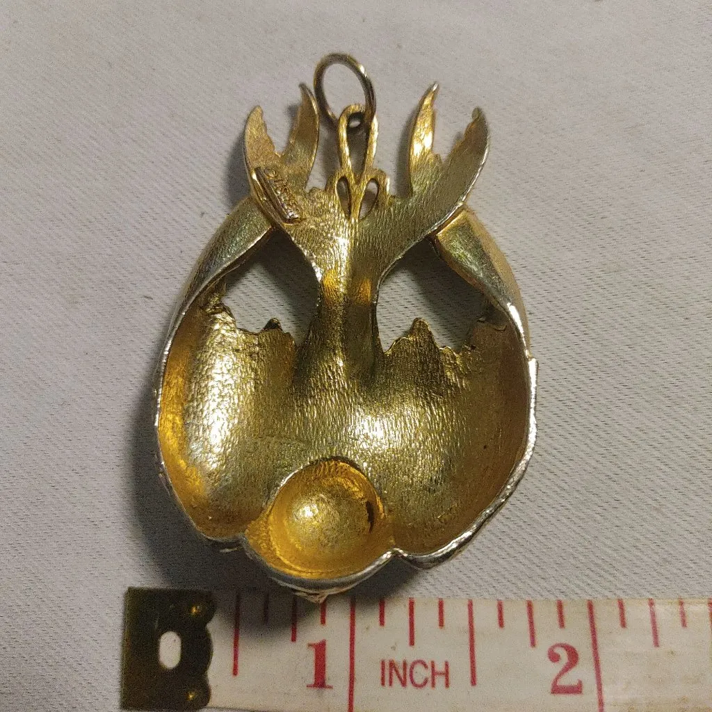 Lisner Peace Dove Pendant Vintage Gold Tone Phoenix Bird Textured Back Design Size 2 - Image 4
