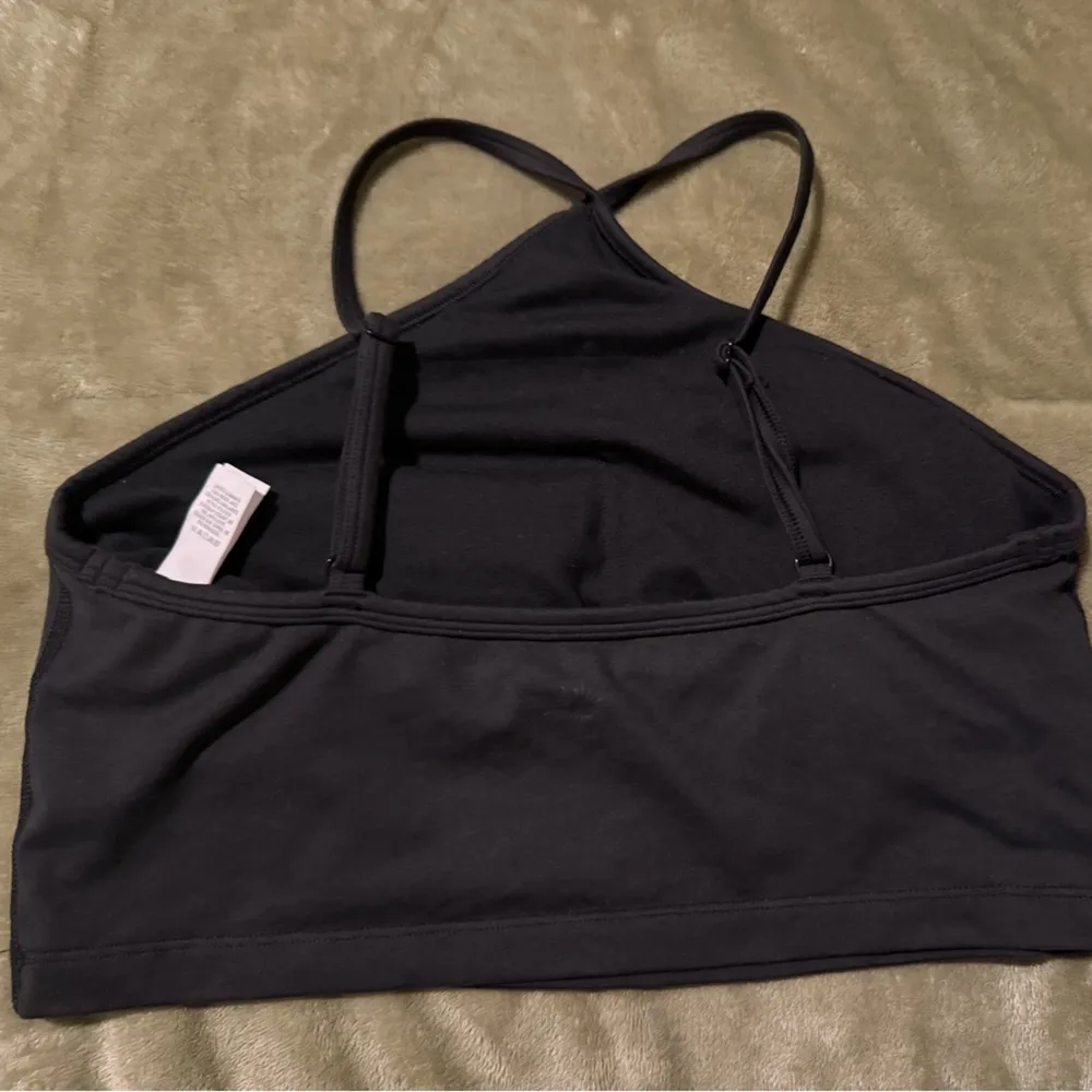 OFFLINE By Aerie The Hugger Halter Longline Sports Bra Black Size Medium - Image 3