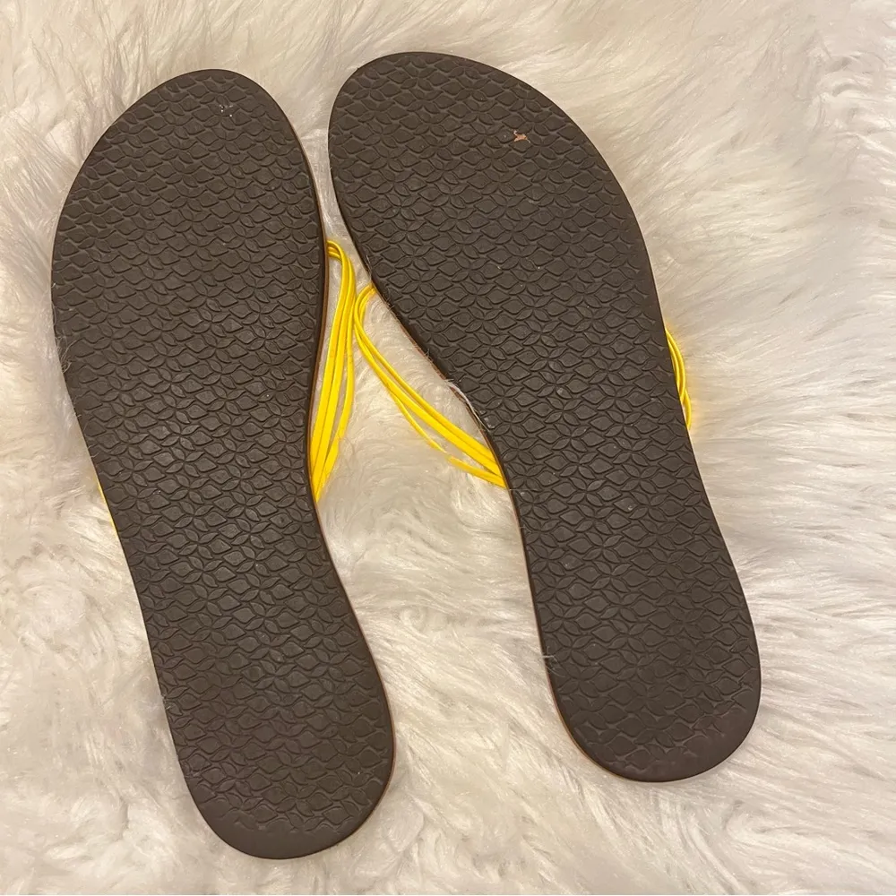 Reef Flip Flop Thong Sandals Yellow No size Approximately a size 10.5 - Image 2