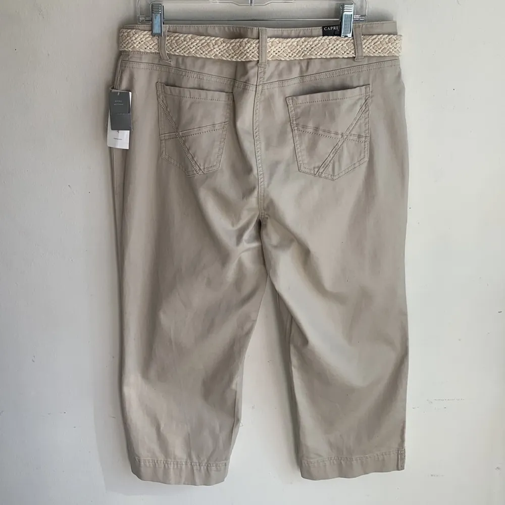 Charter Club Classic Fit Sand Shade Capri Pants Sz 12 NWT - Image 6