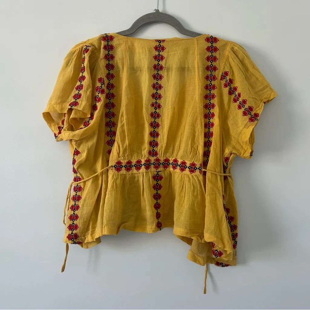 Tularosa Golden Sunshine Yellow Embroidered Short Sleeve V Neck Top XS - Image 3