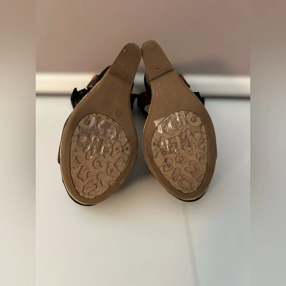 JustFab Platform Sandals - Image 9