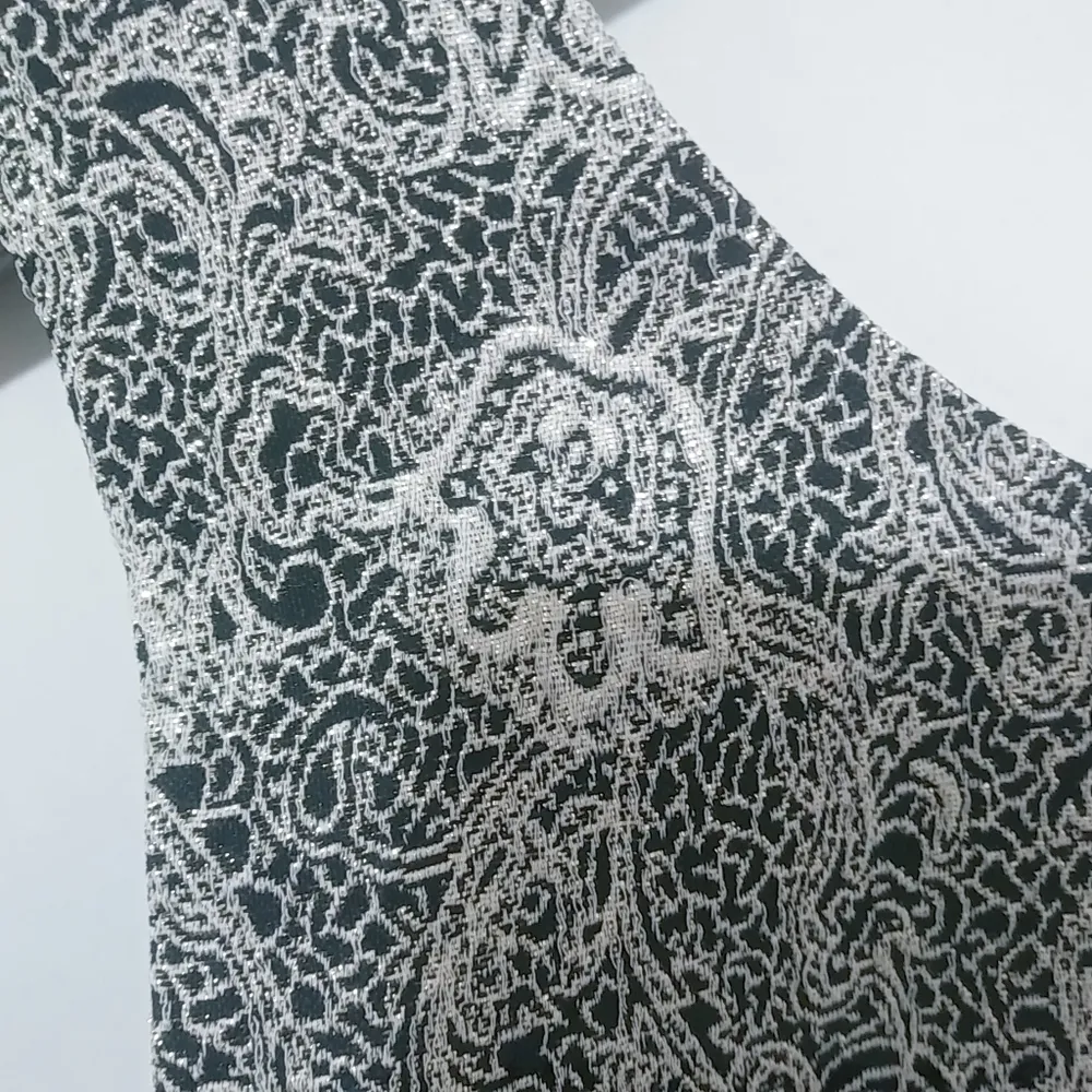 Positive Attitude 6 White Black Formal Top - Image 2